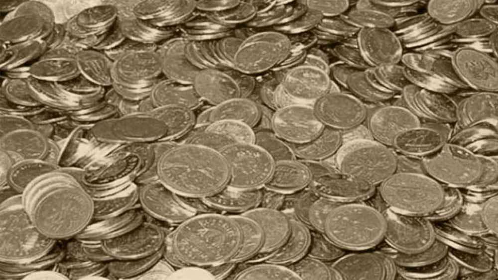 ১৯১১ সালে সম্রাট পঞ্চম জর্জের ভারত আগমন উপলক্ষে আয়োজিত দিল্লি দরবারে জানকী ও গওহর জান একত্রে পরিবেশন করেন একটি বিশেষ গান ‘ইয়ে জলসা তাজপোশি কা মুবারক হো’। সাম্মানিক হিসেবে জানকী এবং গওহর, দু’জনকেই দেওয়া হয় ১০০টি করে সোনার গিনি।