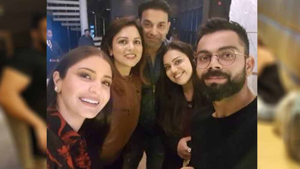 বিরুষ্কার মতো বিকাশ এবং চেতনার রসায়নও প্রশংসা করার মতোই। ইনস্টাগ্রামের বেশির ভাগ ছবিতেই স্বামী বিকাশকে তাঁর সঙ্গে দেখা যায়।