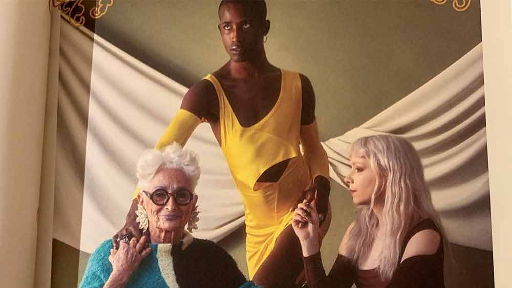 হ্যাটি জানিয়েছেন, ভোগ-এর জন্য মডেলিংয়ের ব্যাপারটা হঠাৎ করেই হয়ে যায়। ভোগ–এর এক ডিজাইনার তাঁর স্নান পোশাকের জন্য মডেল খুঁজছিলেন। ঘটনাচক্রে ওই দিন ভোগ-এর  ফ্যাশন হাউসের সামনে শ্যুটিং করছিলেন হ্যাটি তাঁকে দেখে পছন্দ হয়ে যায় ডিজাইনারের।