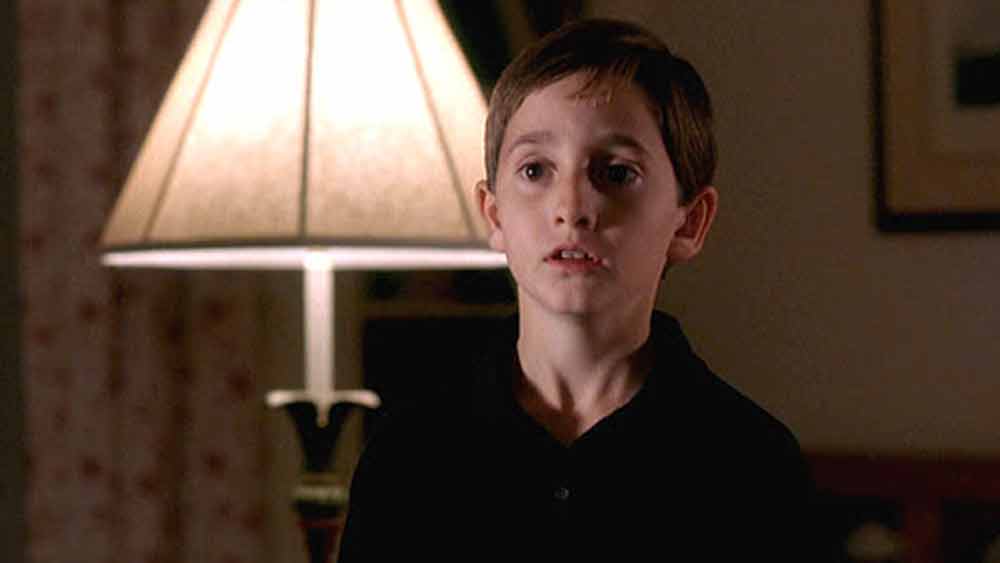 চার্লি কর্সমো: কেস ওয়েস্টার্ন রিজার্ভ ইউনিভার্সিটি অব ল-এর এক জন অধ্যাপক তিনি। তাঁরও প্রথম উপার্জন অভিনয় থেকেই।