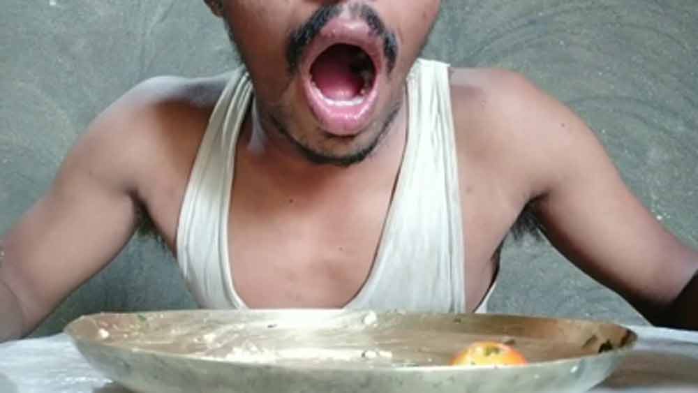 তাঁর গ্রামের সংস্কৃতি, জীবনযাপন উঠে আসে আইজ্যাকের ভিডিয়োয়। তাঁর সাবস্ক্রাইবার সংখ্যা সাত লাখ ৫২ হাজার ছুঁয়েছে।