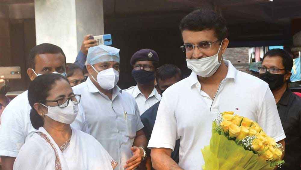 সৌরভকে জন্মদিনের শুভেচ্ছা জানাচ্ছেন মুখ্যমন্ত্রী মমতা বন্দ্যোপাধ্যায়। 