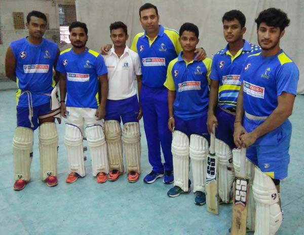 ‘ভিশন ২০২০’-এর ব্যাটিং পরামর্শদাতা হিসেবে থেকে গেলেন ভি ভি এস লক্ষ্মণ। ফাইল চিত্র। 