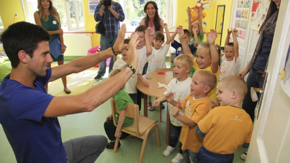 শিশুদের শিক্ষা ও উন্নয়নে কাজ করছে জোকোভিচের সংস্থা।