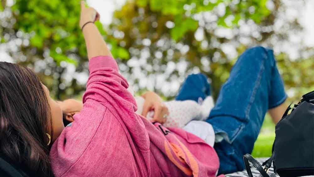 অনুষ্কার কোলে ভামিকা