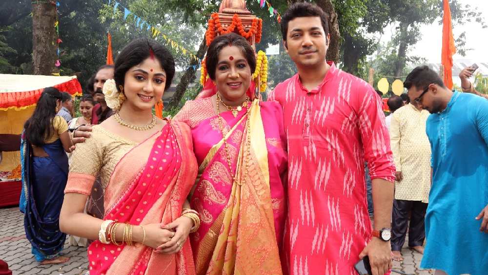 ‘অপরাজিতা অপু’, ‘মিঠাই’, ‘কৃষ্ণকলি’-তে সোমবার থাকবে বিশেষ পর্ব।