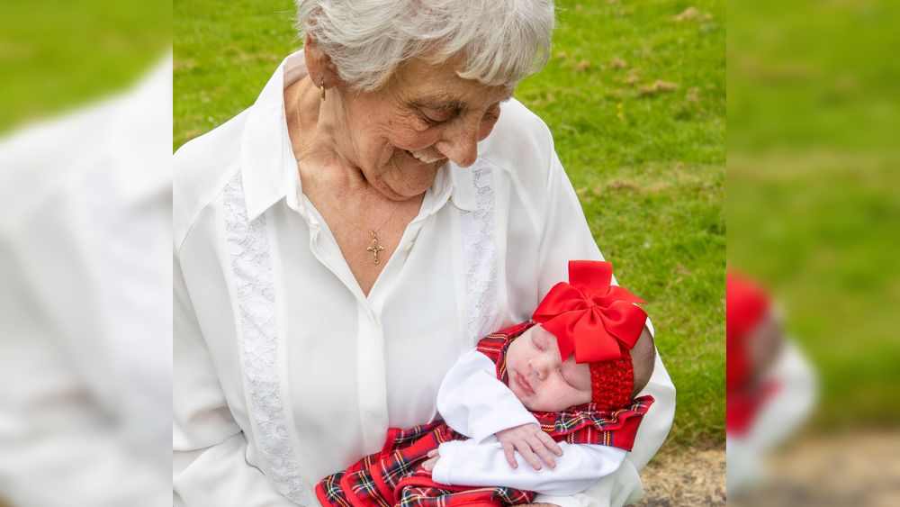মারিই এই পরিবারের প্রধান। তাঁর জন্ম ১৯৩৫ সালে। তিনিও তাঁর প্রথম সন্তানের জন্ম দিয়েছিলেন ১৭ বছর বয়সেই।