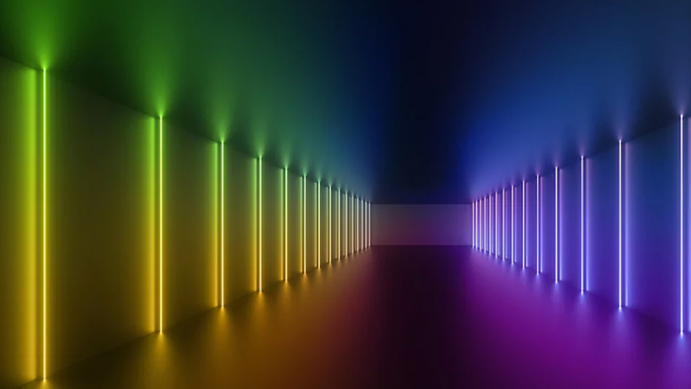 মূলত লাল এবং নীল রঙের আলো দেওয়া হয়। বিভিন্ন তরঙ্গ দৈর্ঘ্যের এই আলো ত্বকের বিভিন্ন গভীরতায় প্রবেশ করে।