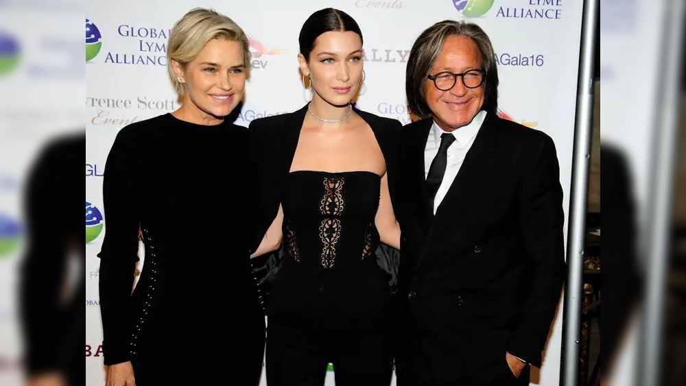 বাবা-মা দু’জনেই স্বক্ষেত্রে পরিচিত। মহম্মদ হাদিদ একজন রিয়েল এস্টেট ডেভেলপার। লস অ্যাঞ্জেলেসের বিলাসবহুল হোটেল এবং বড়বড় ইমারত তৈরি করেন। মা ইয়োলান্ডা হাদিদ প্রাক্তন ডাচ মডেল এবং টিভি অভিনেত্রী। পিতৃসূত্রে আরবের এককালের শাসক জাহির আল উমরের সঙ্গে সম্পর্কিত বেলা। 