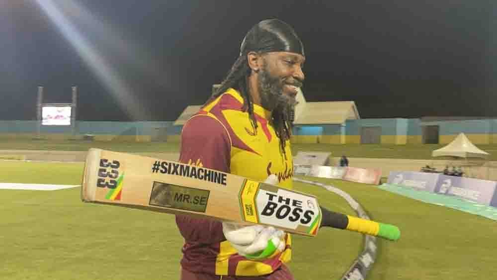 বয়স কোনও বাধা নয়। এমনতাই বলছেন 'ইউনিভার্স বস'। ছবি - টুইটার। 