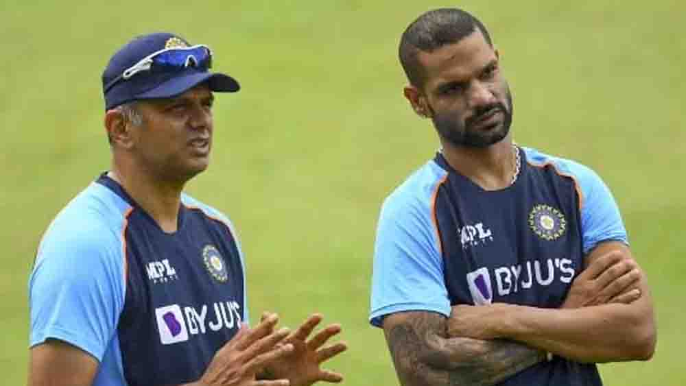 দলের প্রশিক্ষকের দায়িত্ব রাহুল দ্রাবিড়ের হাতে। তরুণ দলকে শ্রীলঙ্কায় নেতৃত্ব দেবেন শিখর। 