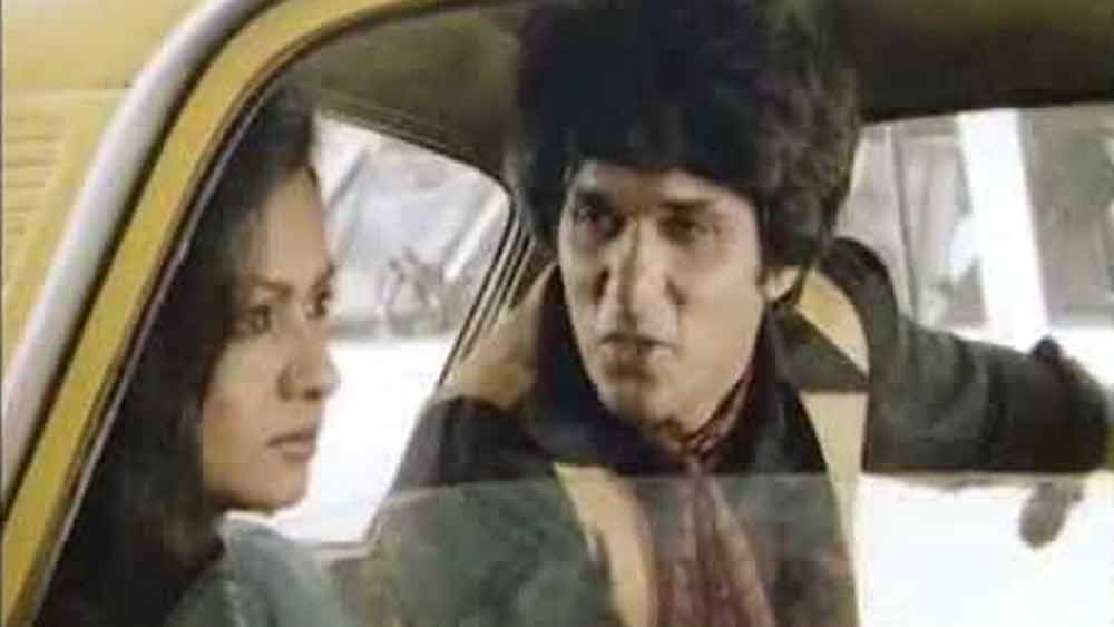 তিনি অর্জুন কিংবা কর্ণের চরিত্রে অভিনয়ের ইচ্ছাপ্রকাশ করেন। দুই চরিত্রের জন্যই মুখ ভেবে ফেলেছিলেন বি আর চোপড়া। মুকেশকে তখন তিনি পিতামহ ভীষ্মের জন্য বেছে নেন।