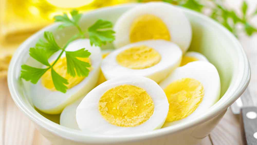 Food Myths: Are egg yolks at all bad for you dgtl - Anandabazar