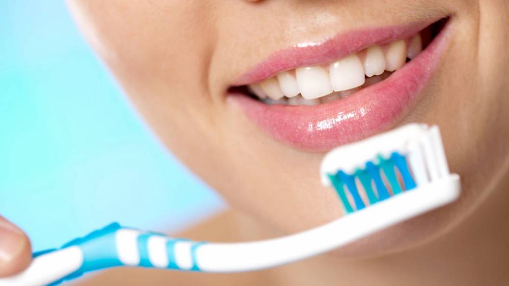 তিন মাস পর পর ব্রাশ পরিবর্তন করা উচিত।