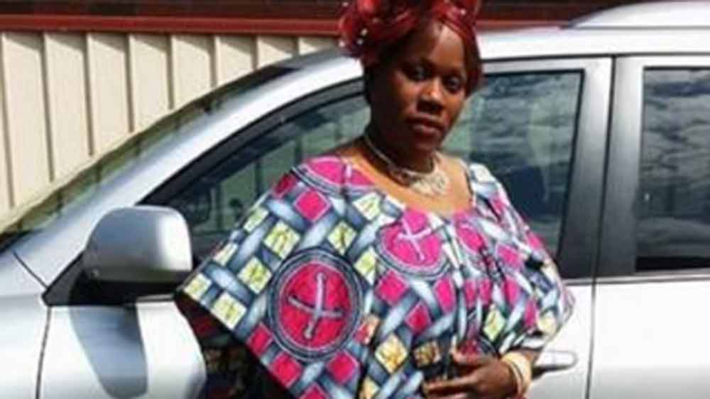 প্রায় ১৭ বছর আগে কালালার সঙ্গে আলাপ রুকুন্দর। রুকুন্দ এবং কালালা দু’জনেই ছিলেন শরণার্থী। পূর্ব আফ্রিকার বুরুন্ডি থেকে অস্ট্রেলিয়ায় এসেছিলেন রুকুন্দ। কালালা মধ্য আফ্রিকার কঙ্গো থেকে।