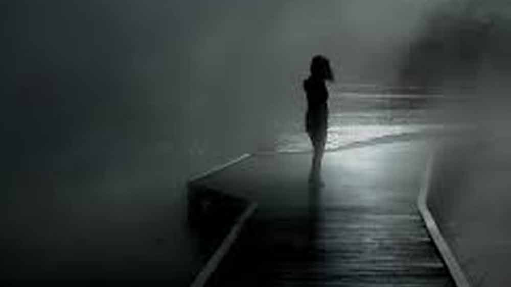 কয়েক দিন পর রুকুন্দকে দূরে একটি ফাঁকা জায়গায় নিয়ে ছেড়ে দেন তাঁরা। ওই দিন থেকেই বিশ্বের কাছে রুকুন্দ মৃত হয়ে গিয়েছিলেন।