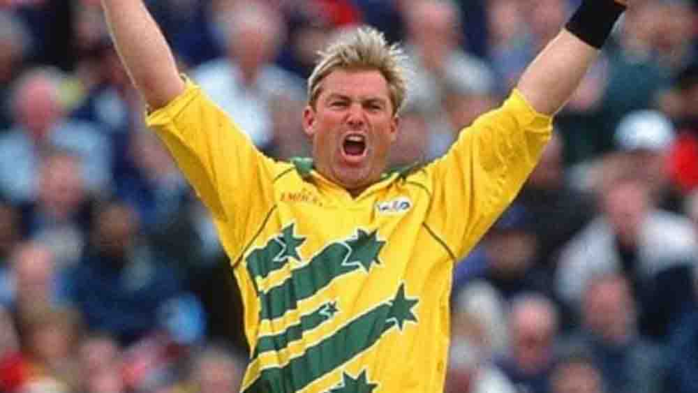 শেন ওয়ার্ন: দলের অধিনায়ক। অস্ট্রেলিয়া দলকে কোনও দিন নেতৃত্ব দেননি তিনি। আইপিএল-এ টি২০ দলকে নেতৃত্ব দিয়ে চ্যাম্পিয়ন করেছিলেন। তবে শোয়েবের সর্বকালের সেরা এক দিনের দলের নেতা তিনিই।