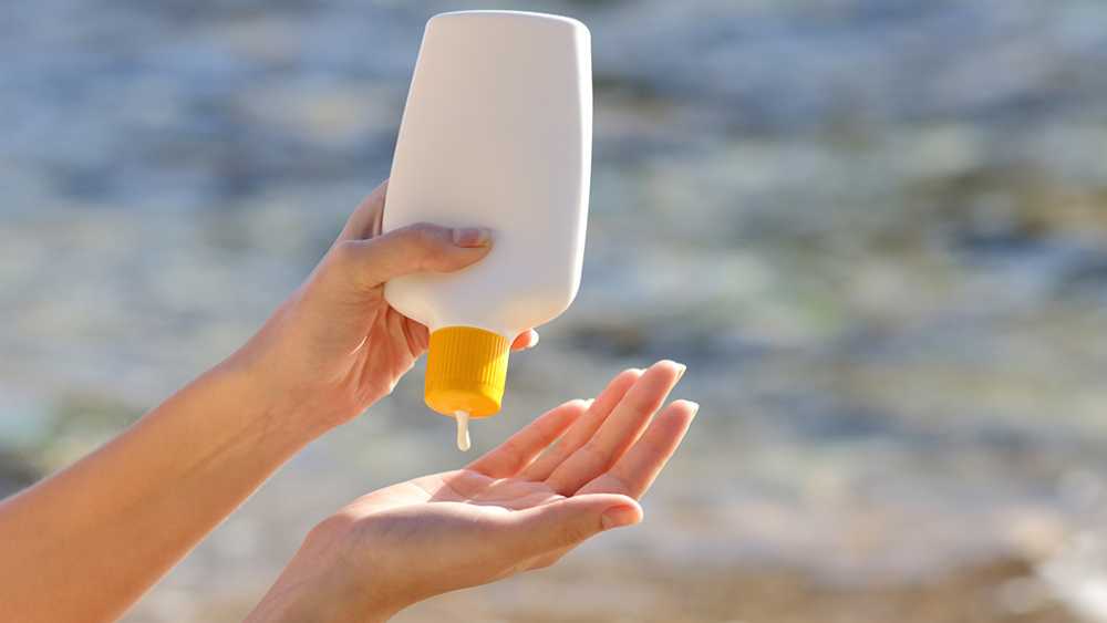 সানস্ক্রিনের মাপ বুঝতে হাতে নিতে হবে অঙ্ক বই।