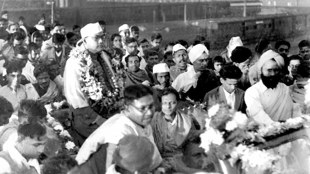 conflict between state branch and central leaderships of national parties