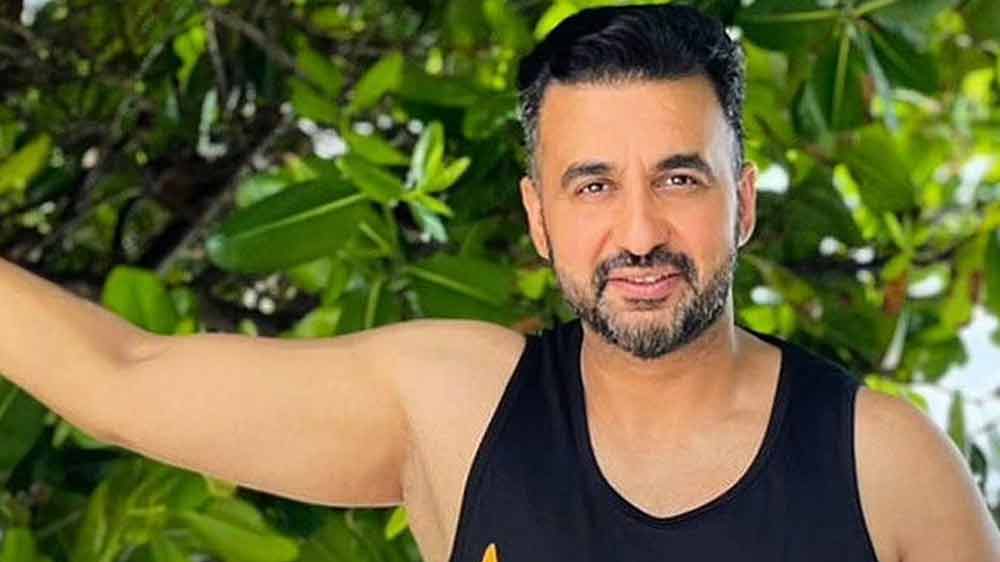 তদন্তে নেমে মুম্বই পুলিশের অপরাধ দমন শাখা জানতে পেরেছে, রাজ প্রথম দিকে অ্যাপ থেকে প্রতিদিন দুই থেকে তিন লক্ষ টাকা আয় করতেন। লকডাউনে সেই আয় বেড়ে হয়েছিল ছয় থেকে আট লক্ষ টাকা।