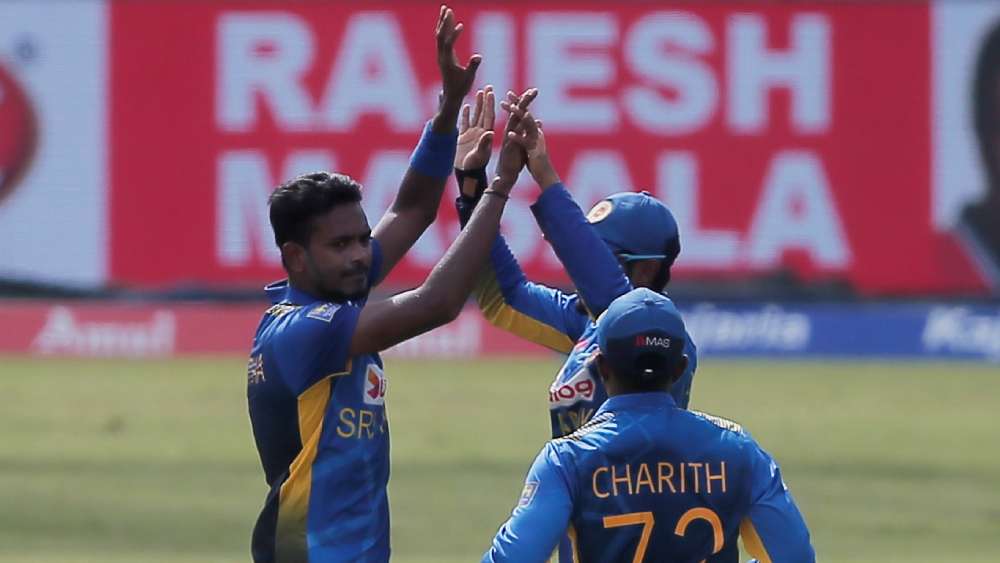 সরাসরি: অভিষেক ম্যাচে অর্ধশতরান করতে ব্যর্থ সঞ্জুও, ভারতের তৃতীয় উইকেটের পতন