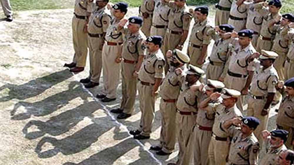 তাঁর এই পরিকল্পনা থেকে অনুপ্রাণিত হয়ে মধ্যপ্রদেশ, ঝাড়খণ্ড এবং ওড়িশাও অবসরপ্রাপ্ত সেনাদের পুলিশে নিয়োগ করতে শুরু করে।