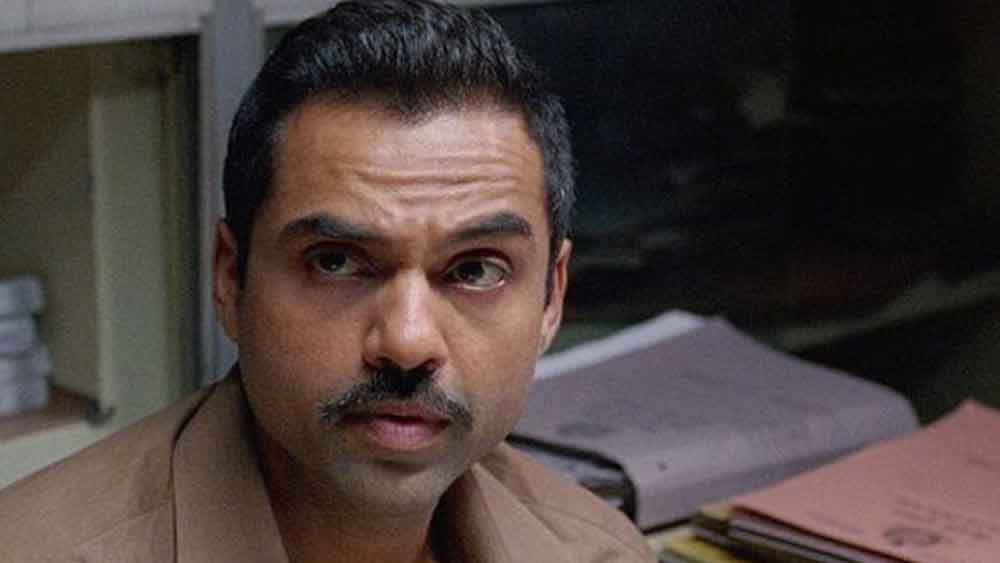 কেরিয়ারে চোট পেয়েছেন বার বার। কিন্তু অভয় হাল ছাড়ার পাত্র নন। তাই কোনও বড় ব্যানারের ছাতার তলায় না থাকা সত্ত্বেও তিনি কিন্তু নিজেকে ইন্ডাস্ট্রিতে টিকিয়ে রেখেছেন। ‘হোয়াট আর দ্য অডস’, ‘লাইন অব ডিসেন্ট’, ‘হিরো’ তাঁর সাম্প্রতিক কালের কিছু ছবি।