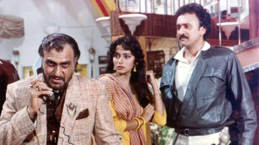 বিষয়টি কিছুটা নেতিবাচক প্রভাব ফেলেছিলে তেজের কেরিয়ারে। একটা সময়ের পরে তাঁর কাছে মূল খলনায়কের বদলে খলনায়কের সঙ্গীর চরিত্র আসতে শুরু করে। তাতেও দ্বিধা করেননি তিনি।