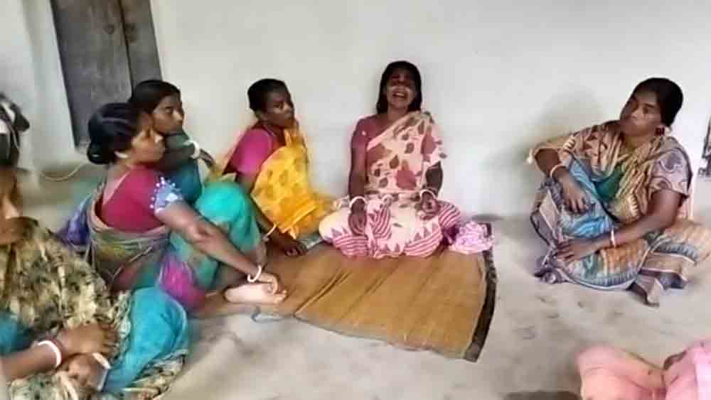 শোকার্ত পরিবার।