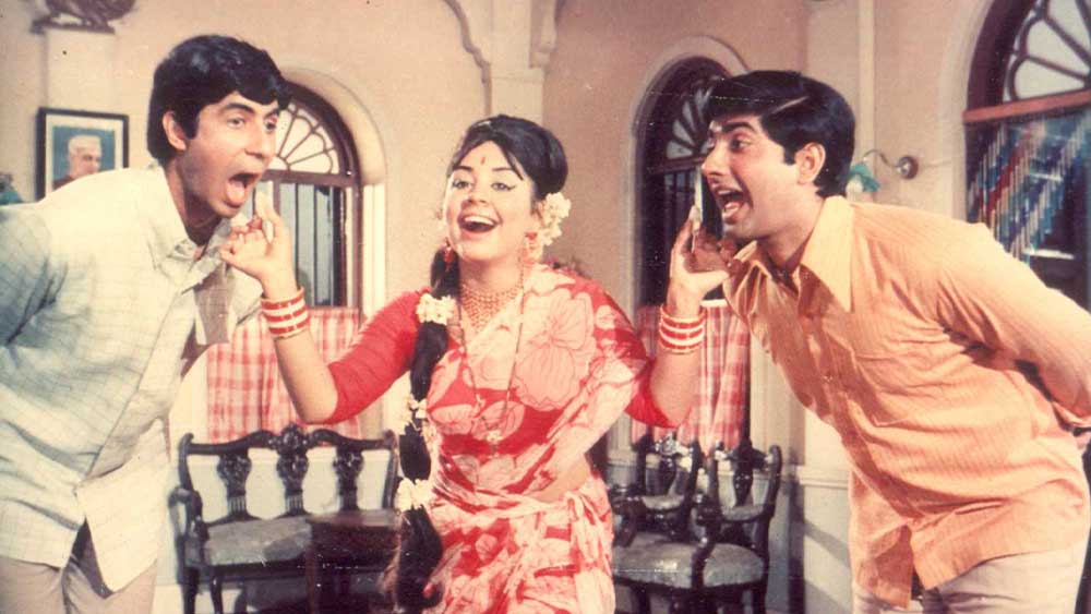 বেশ কিছু অন্য ধারার ছবি আছে তাঁর কেরিয়ারে। এই ছবিগুলি সমালোচকদের প্রশংসা পেয়েছে। তবে ঝুলিতে হিট ছবির সংখ্যা নেহাৎই কম। ফলে একটা সময়ে নায়কের চরিত্র হারাতে শুরু করেন অনিল।