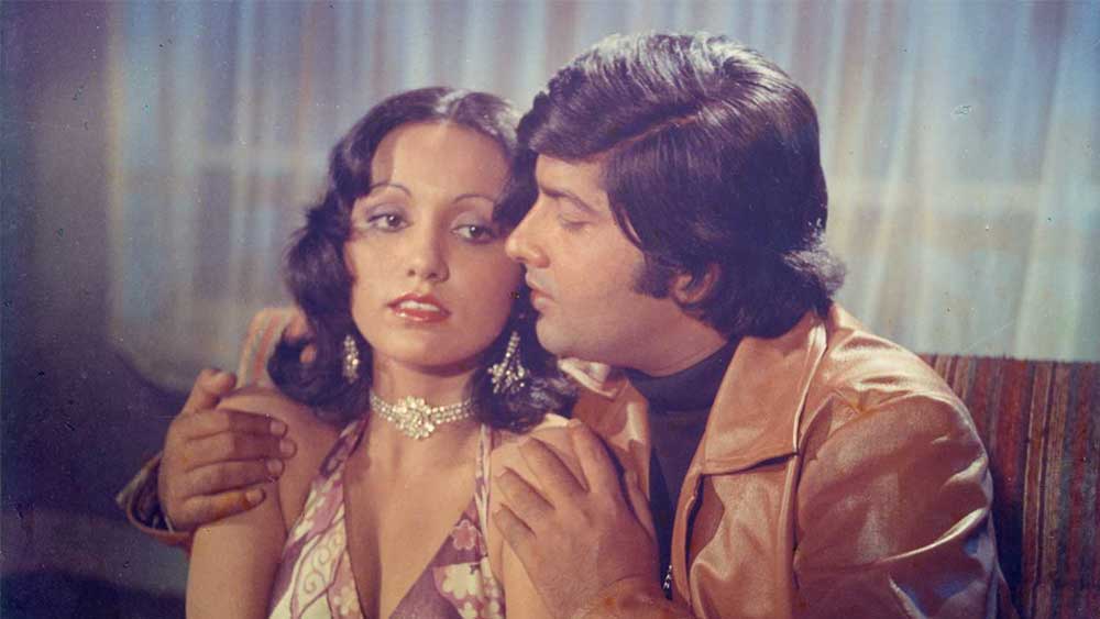 ওই ফিল্মে সাহসী দৃশ্যে অভিনয় করেছিলেন অনিল। যৌনকর্মীর সঙ্গে প্রেমের সম্পর্কে জড়িয়ে পড়া এক যুবকের চরিত্র ছিল তাঁর। ওই ছবির কিছু দিন পরই একসঙ্গে এক দিনে ছ’টি ছবির জন্য নায়কের চরিত্রের জন্য চুক্তিবদ্ধ হন অনিল। তার অভিনয় জীবনে এমন দিন তার পর আর কোনও দিন আসেনি।