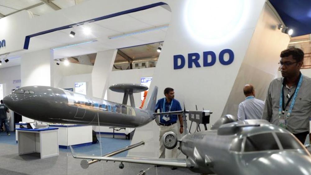 ১৯৯৮ সালে ডিফেন্স রিসার্চ অ্যান্ড ডেভেলপমেন্ট অর্গানাইজেশন (ডিআরডিও)-এ কাজে যোগ দেন তিনি। অগ্নি ক্ষেপণাস্ত্র তৈরিই ছিল তাঁর মূল দায়িত্ব।