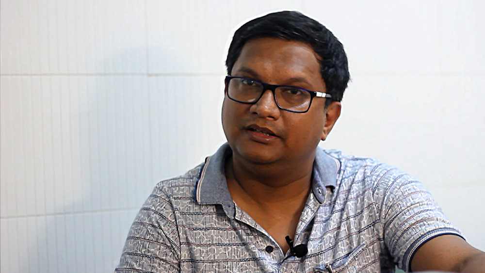 Covid-19: How long should we maintain social distancing, infectious disease expert explains dgtl