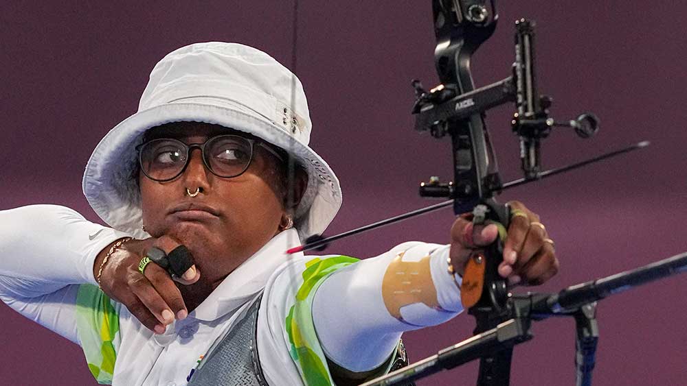 সরাসরি: কোয়ার্টার ফাইনাল থেকে বিদায় দীপিকার, গ্রুপ পর্বে অবশেষে জয় রানিদের