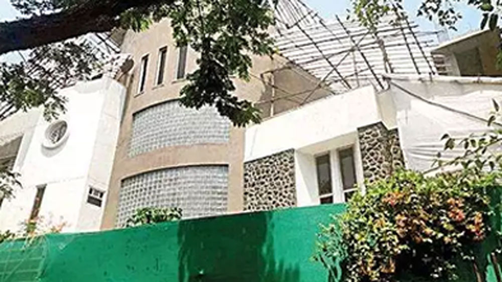 বাংলোটি ৫৯০ বর্গ ইয়ার্ডের। এর দাম পড়েছে ৬০ কোটি টাকা।