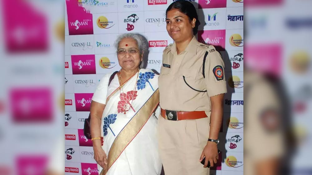 মহিলাদের অধিকার নিয়ে নানা অনুষ্ঠানে বরাবর হাজির থাকতে দেখা গিয়েছে শারদাকে।