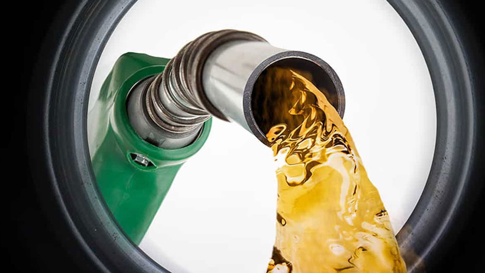 এই অবস্থায় বিশ্বের কয়েকটি দেশের বড় শহরগুলিতে জ্বালানির দাম কত দেখে নিন। প্রতিটি তথ্য ৩ জুন এই প্রতিবেদন লেখার সময়ের।