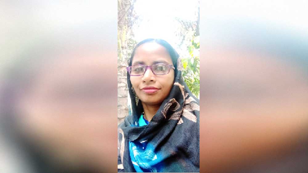 Coronavirus in West Bengal: voluntary service of house wife of Diamond Harbour