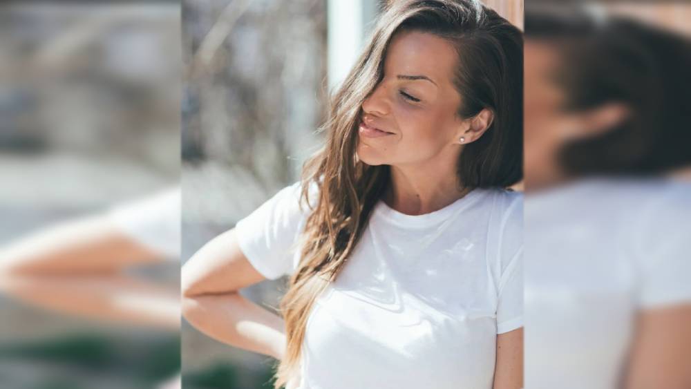 বারবারার পরিচয় নিয়ে প্রথম থেকেই ধোঁয়াশা ছিল। নেটমাধ্যমেও ফেসবুক, টুইটার, ইনস্টাগ্রাম কিংবা লিঙ্কড ইনে তাঁর সম্পর্কে বিশেষ তথ্য নেই। নেই তেমন ছবিও। 