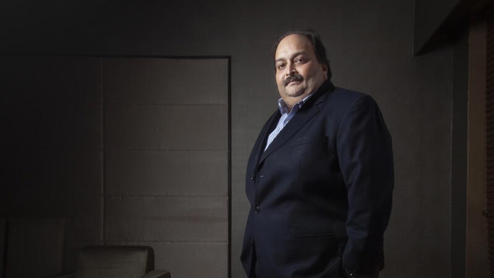 বারবারা জানিয়েছেন, তাঁর প্রেমিক রয়েছে জেনেও তাঁকে চুম্বন করতে চেয়েছিলেন মেহুল। বাধা দেওয়ায় তিনি অসন্তুষ্ট হন।