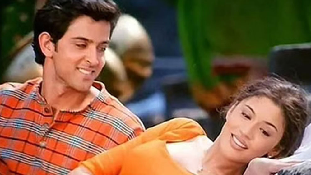 ২০০০ সালে হৃতিক রোশনের সঙ্গে ‘ফিজা’, ২০০১ সালে ‘রাহুল’ এবং ‘আত্মা’ নামে দু’টি ছবি করেন ওই নেহা নামেই।