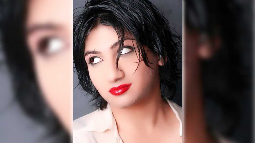 মাহিকা জানিয়েছেন, সব বুঝেও মুখ বুজে থেকেছেন তিনি। কারণ ফিল্ম জগতের এই ধারণাকে বদলানোর ক্ষমতা তার মতো উঠতি নায়িকার যে নেই, তা তিনি জানেন।