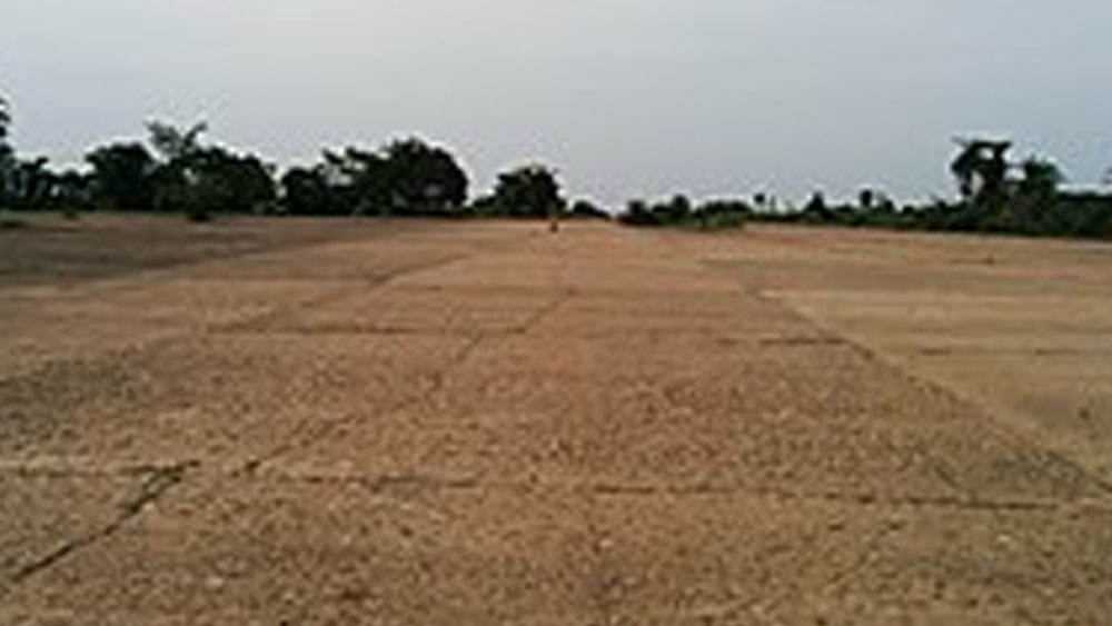 সবচেয়ে বড় দুর্ঘটনাটি ঘটে ১৯৪৫ সালে। ব্রিটিশ রয়্যাল যুদ্ধবিমান বি-২৪ লিবারেটর এবং অন্য আরও দুই যুদ্ধবিমানের সংঘর্ষ হয়। এই ভাবে একাধিক দুর্ঘটনা ঘটেছে। এখনও পর্যন্ত শেষ দুর্ঘটনাটি ঘটে ২০১৮ সালে। কিন্তু প্রতি ক্ষেত্রেই দু’টি বিষয় একই ছিল। প্রথমত, বিমানগুলির মধ্যে কোনও যান্ত্রিক গোলযোগ ছিল না এবং দ্বিতীয়ত, আবহাওয়াও পরিষ্কার ছিল।