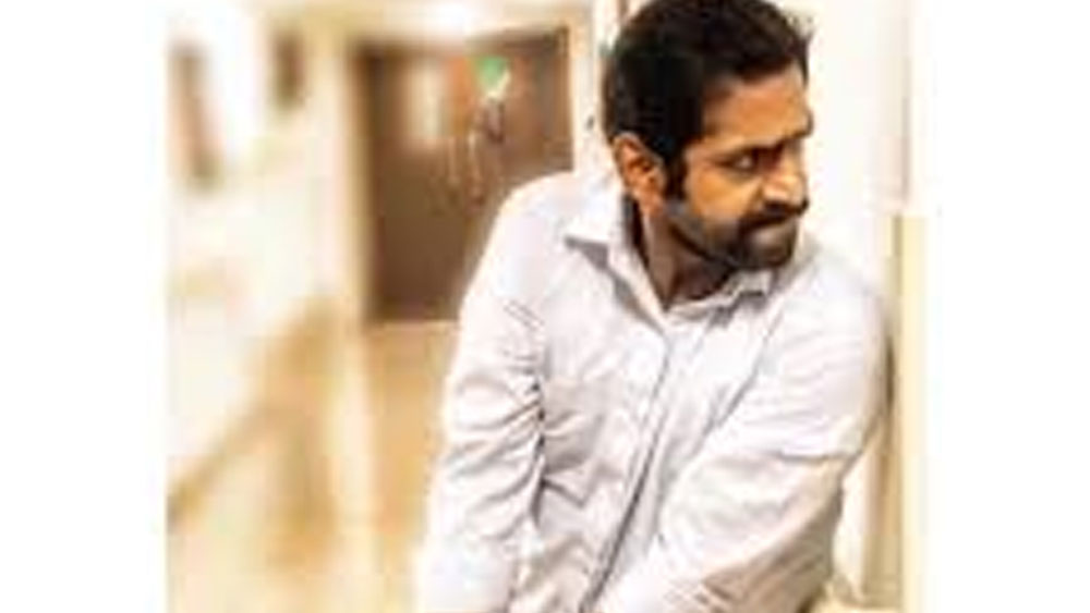 ‘স্লামডগ মিলিয়নিয়র’-এর পর চাকরি নিয়ে দুবাই চলে যান তিনি। কিন্তু সে কাজেও মন বসাতে পারছিলেন না তিনি। দুবাই যাওয়ার এক মাসের মধ্যেই দেশে ফিরে আসেন তিনি।