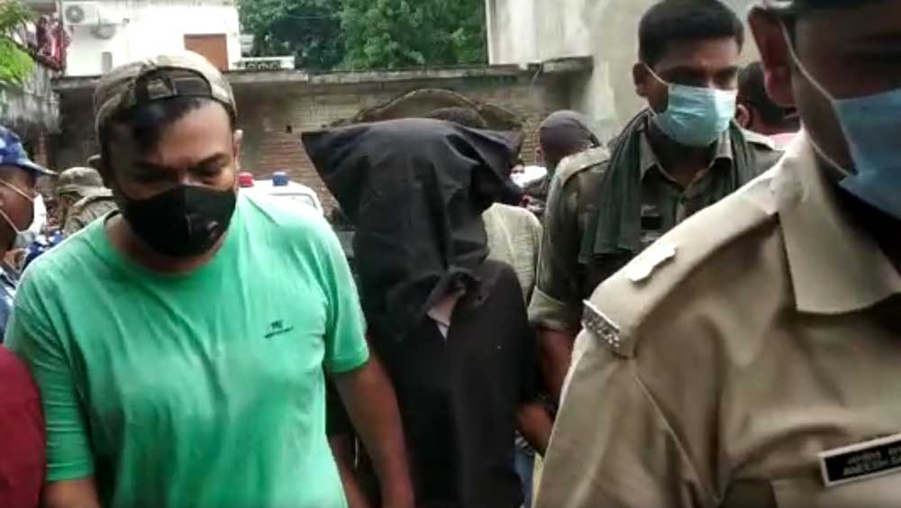 কালিয়াচক হত্যাকাণ্ড: পরিবারের ৪ জনের কঙ্কাল উদ্ধার বাড়ির  নীচে জলের ট্যাঙ্ক থেকে 