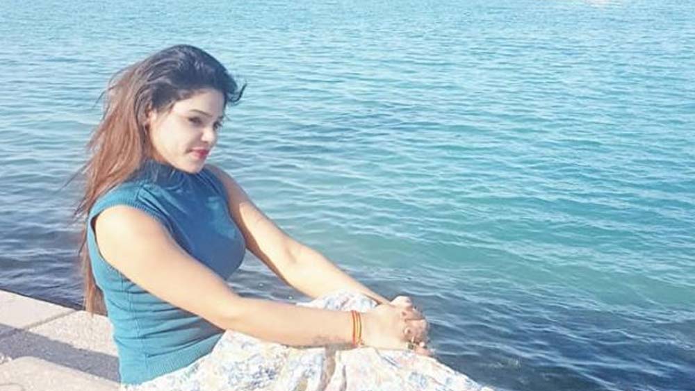 তিনি এমন এক অভিনেত্রী যাঁকে মাত্র ৬ হাজার টাকার জন্য খুন হতে হয়েছিল। তাঁর সেই কাহিনি ৪ বছর পরও গায়ে কাঁটা দেয়। তিনি কৃতিকা চৌধুরি। হাতেগোনা কয়েকটি ছবিতেই দেখা গিয়েছে তাঁকে।