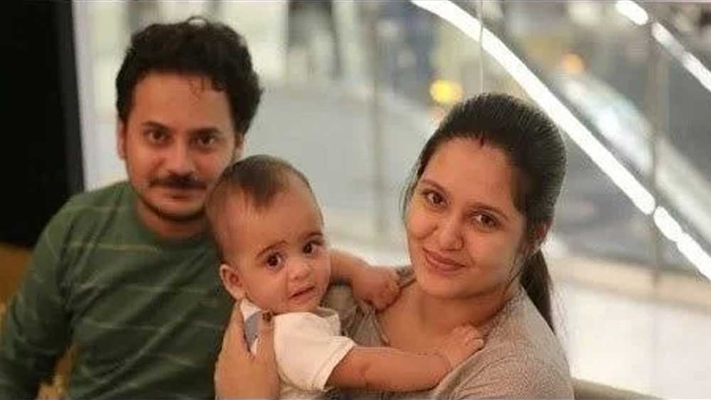 রাহুল, প্রিয়াঙ্কা এবং সহজ