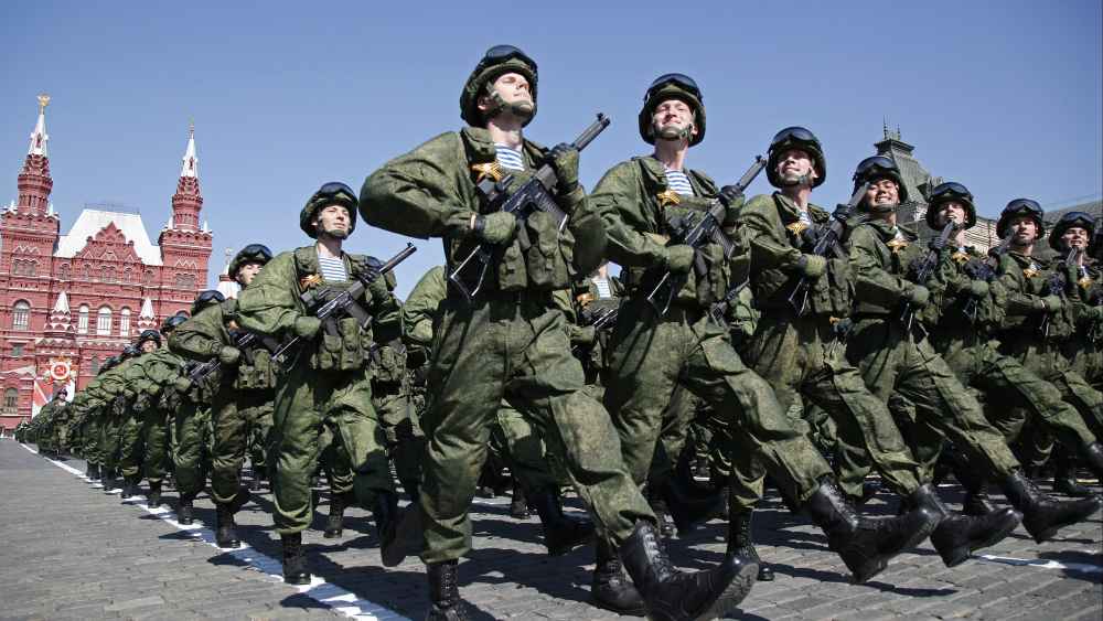 সেরগেইয়ের ভাবনা অনুযায়ী যদি সব ঠিকঠাক চলে, তা হলেও অন্তত ২০ বছর সময় লাগবে এই সেনাবাহিনী তৈরি করতে।