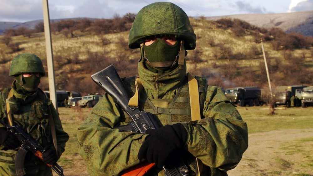 বিজ্ঞানীরা এ-ও বলেছেন যে, জিন আমাদের স্বভাবগত কিছু বিষয়ে প্রভাব ফেলে ঠিকই। তবে চারিত্রিক গঠন বা ভাবনার পুরোটাই তৈরি হয় আমাদের পারিপার্শ্বিক পরিস্থিতি এবং বেড়ে ওঠার উপরে।