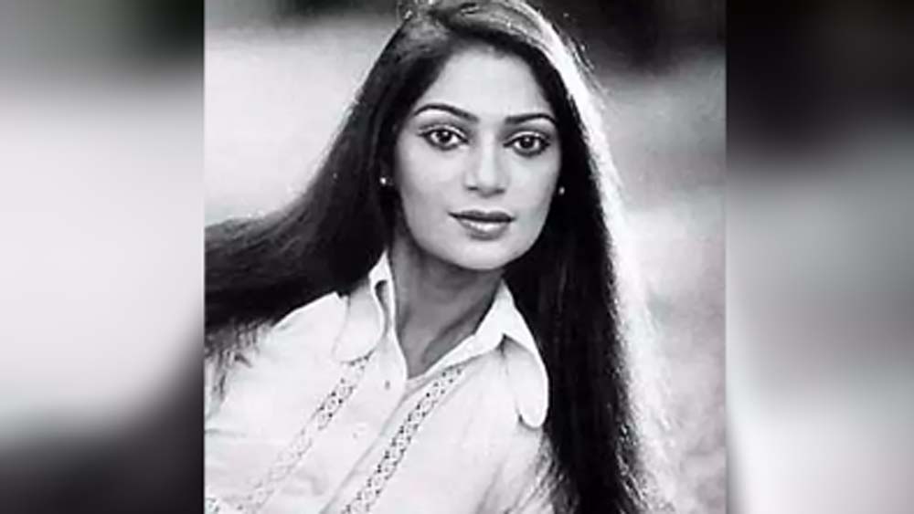 ‘চলতে চলতে’, ‘কভি কভি’, ‘কর্জ’, ‘নসিব’ সে রকমই কিছু উল্লেখযোগ্য কিছু ছবি। আড়াই দশকের কেরিয়ারে অভিনয় করেছেন ৫০টিরও বেশি ছবিতে।